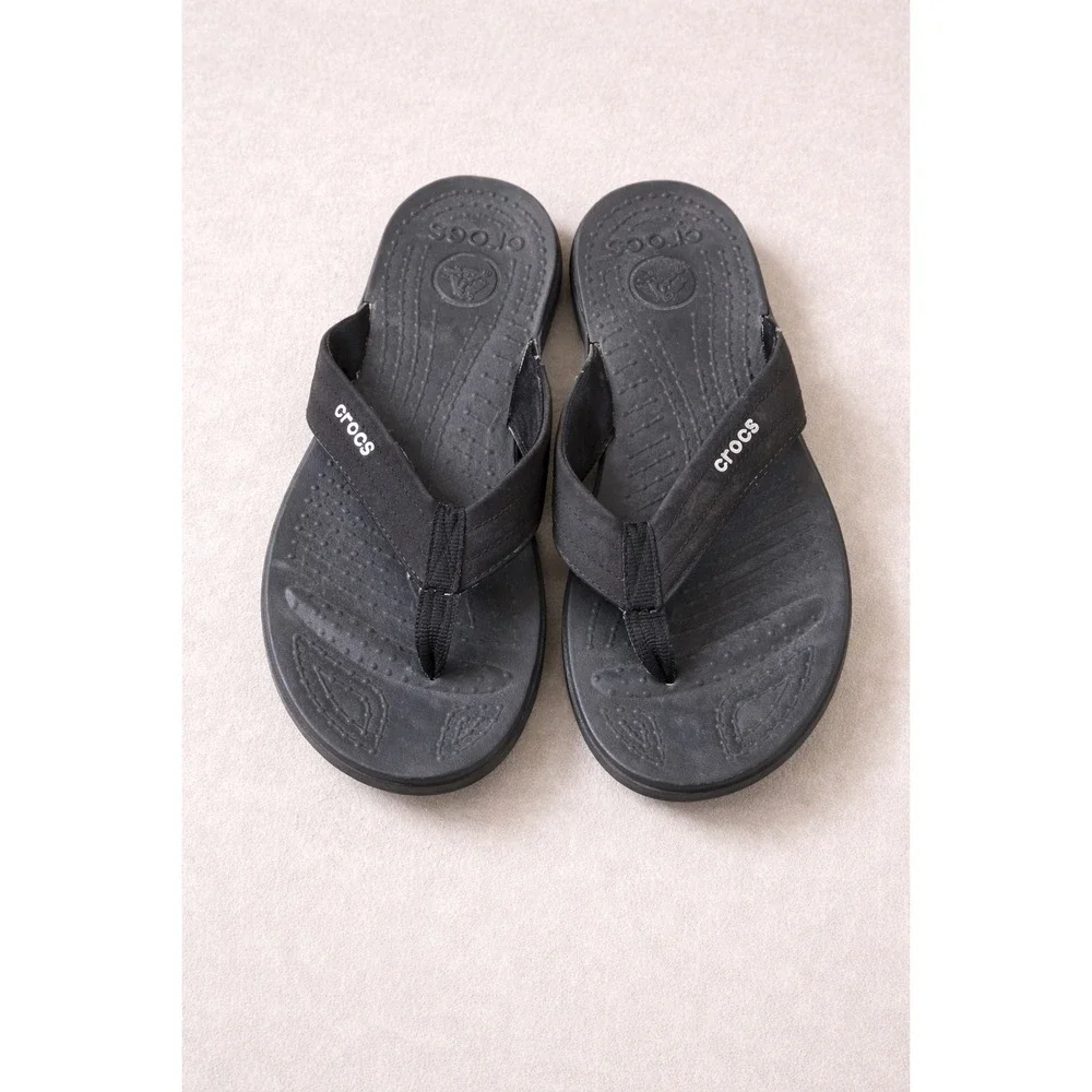 Crocs Athens Flip Flops Womens Size 9 Black Comfort Thong Sandals 10001‎
